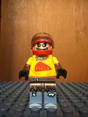Scarecrow (Batman) Pizza Delivery Minifigure